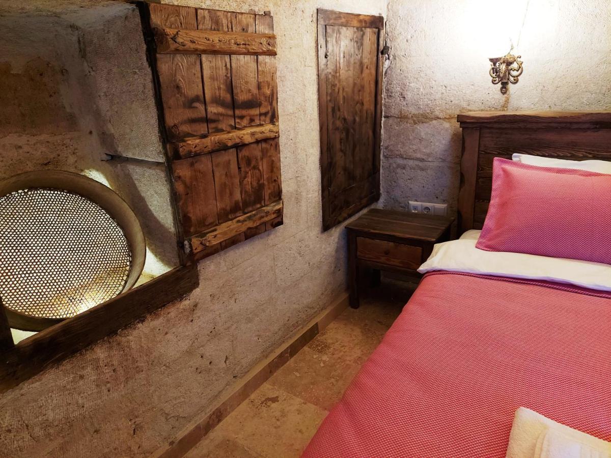 Armesos Cave Hotel 어굽 외부 사진