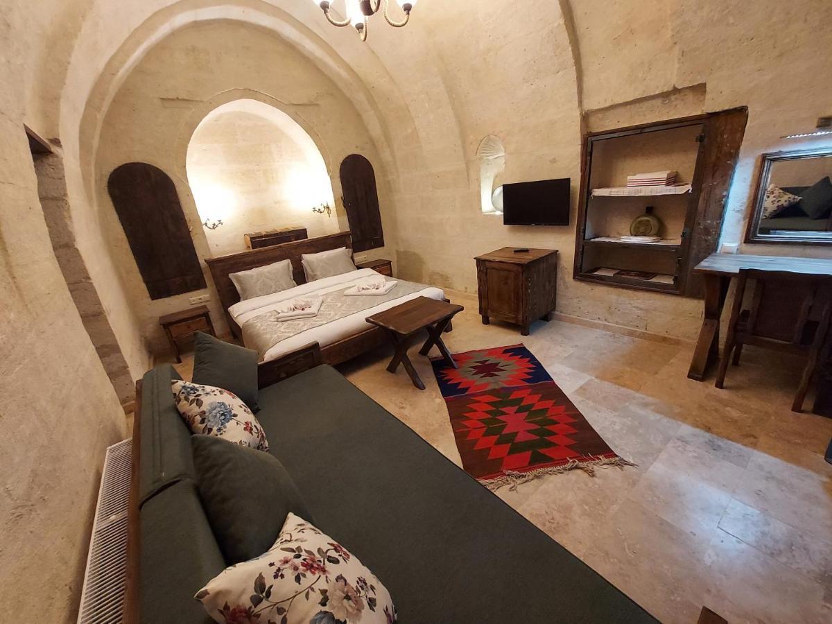 Armesos Cave Hotel 어굽 외부 사진