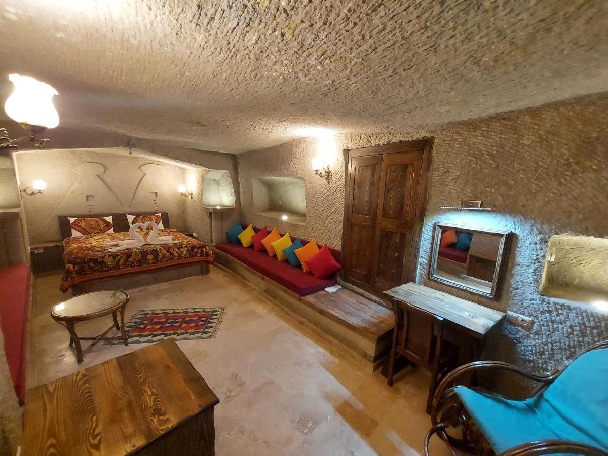 Armesos Cave Hotel 어굽 외부 사진