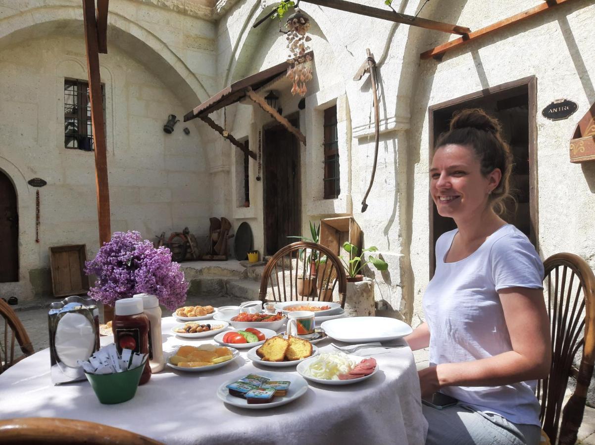 Armesos Cave Hotel 어굽 외부 사진