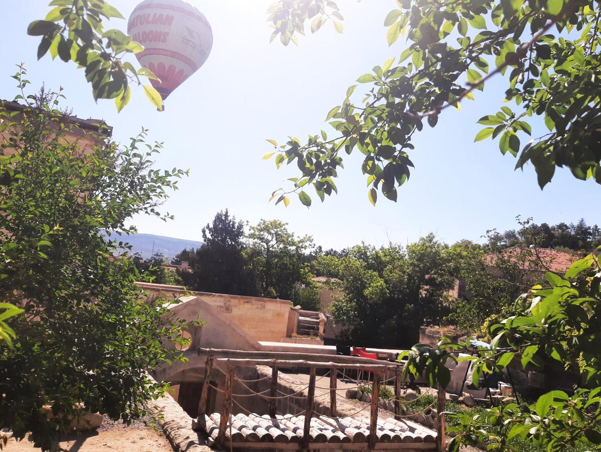 Armesos Cave Hotel 어굽 외부 사진