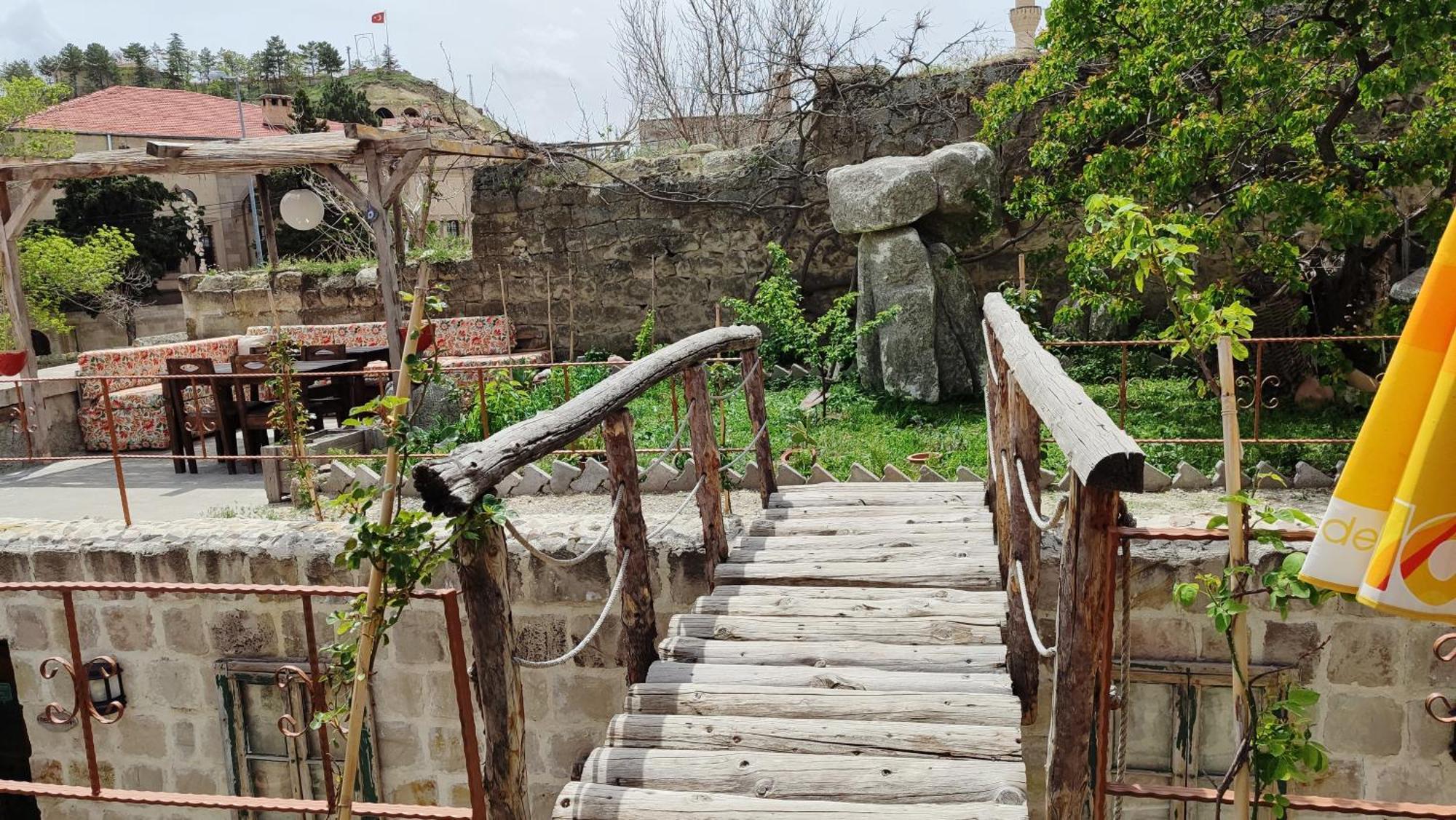 Armesos Cave Hotel 어굽 외부 사진